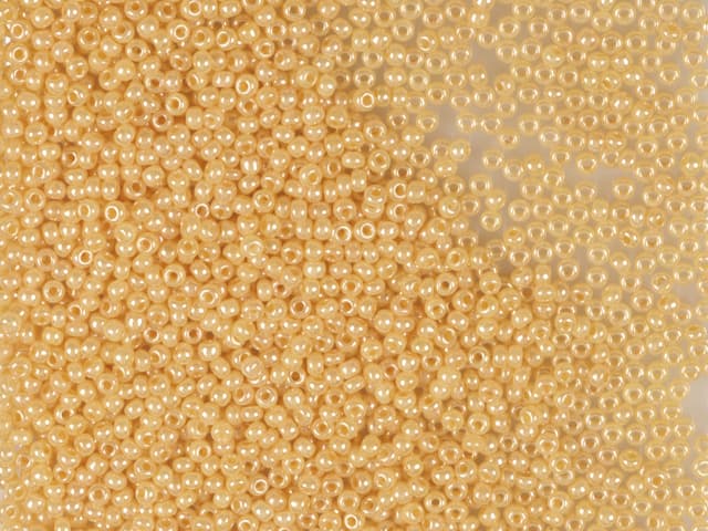 Preciosa product image for Seed 11/0 47112 (331-19001-10/0-47112)