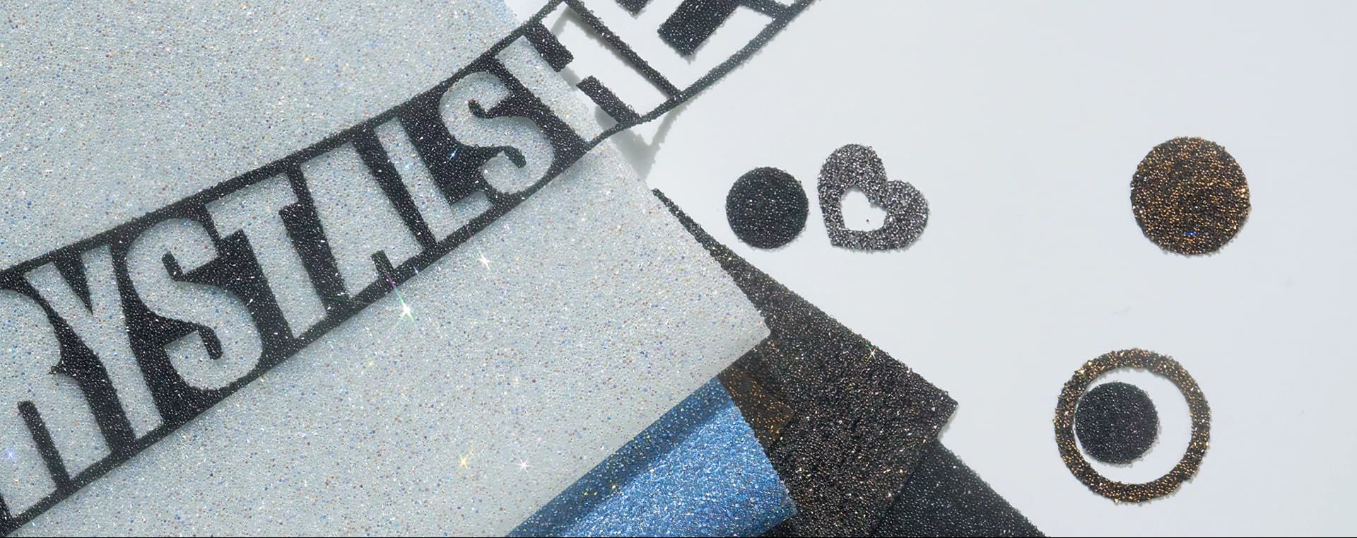 Farklı biçimlerde kesilmiş PRECIOSA Crystal Sheet parçaları